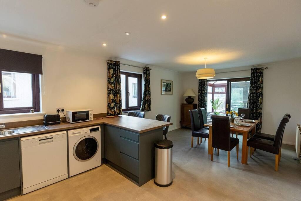 Underwood Cottage - Peaceful House In Kendal With Views Of Cumbria Ngoại thất bức ảnh